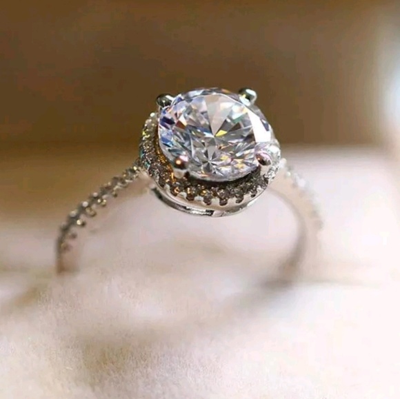 Sterling Silver Round Halo Ring - Picture 4 of 4